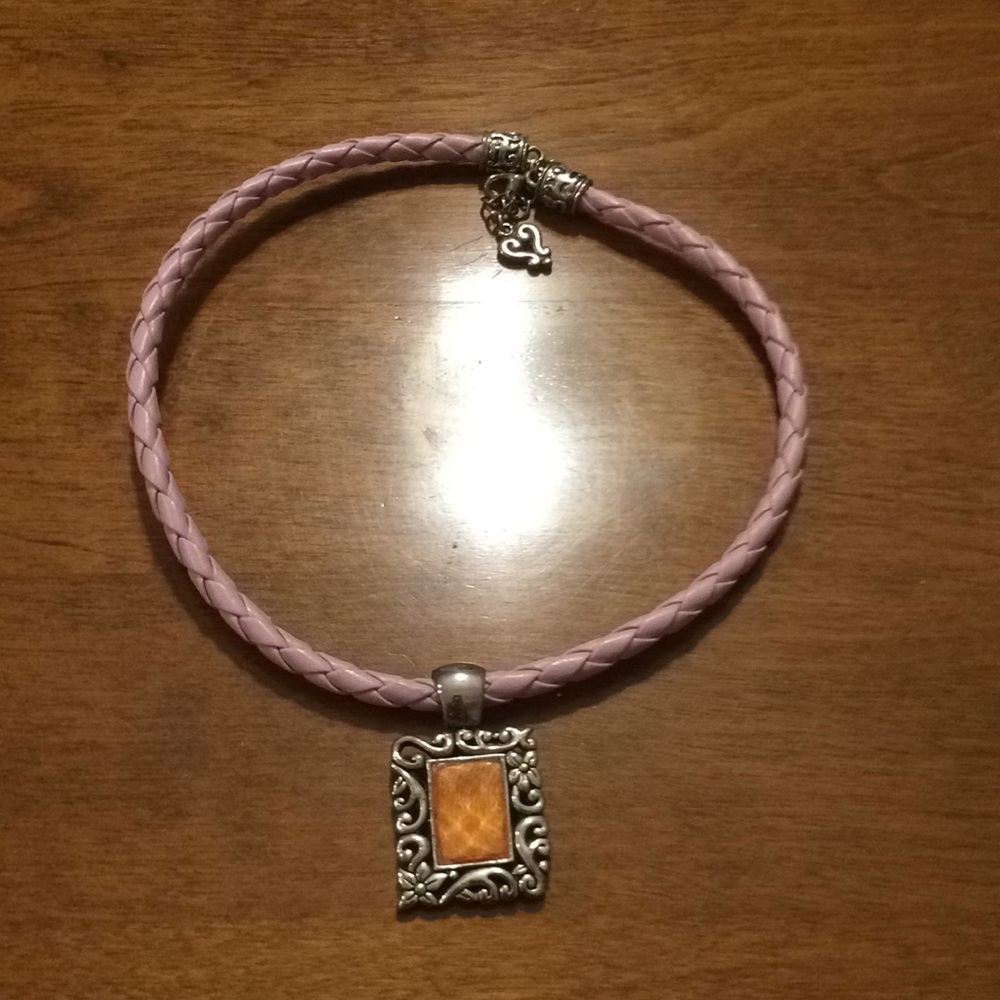 Western style chocker